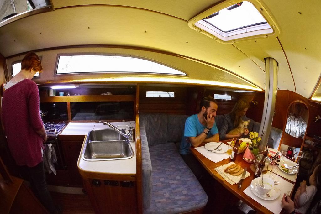 Norwavey, Sleep In A Boat Hotel Krokelvdalen Luaran gambar